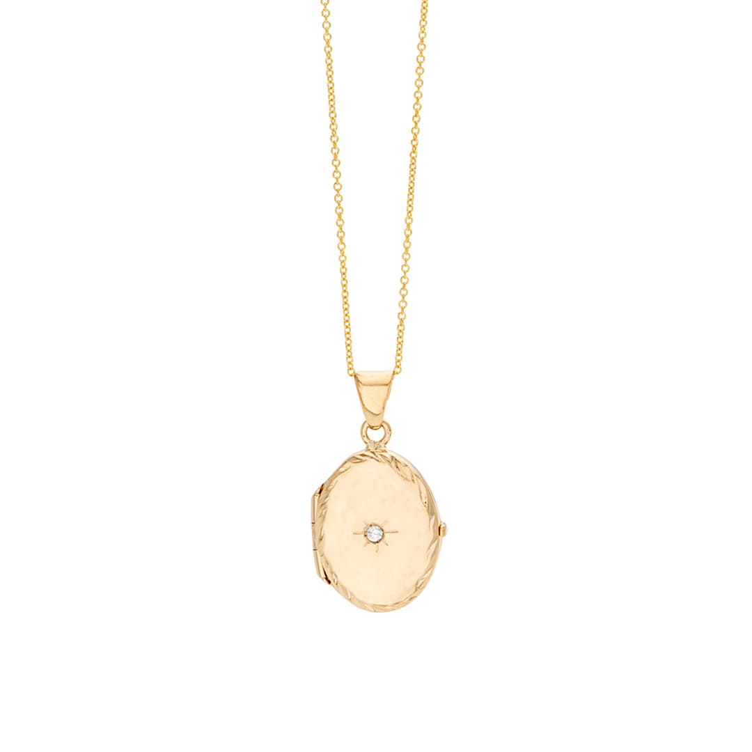 Oval Yellow Gold Locket with Diamond 0