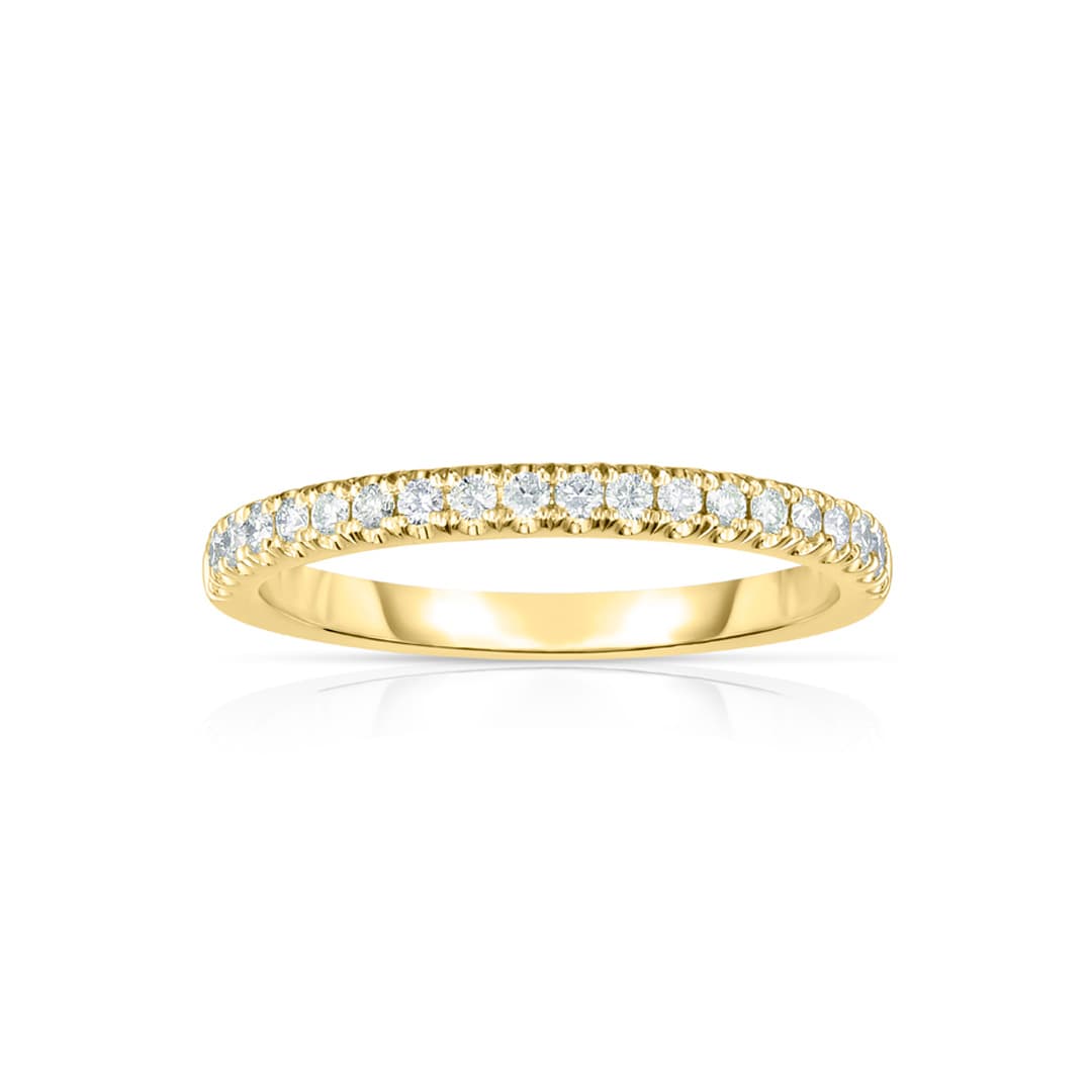 Yellow Gold Round Diamond Wedding Band, 1/4 CTW