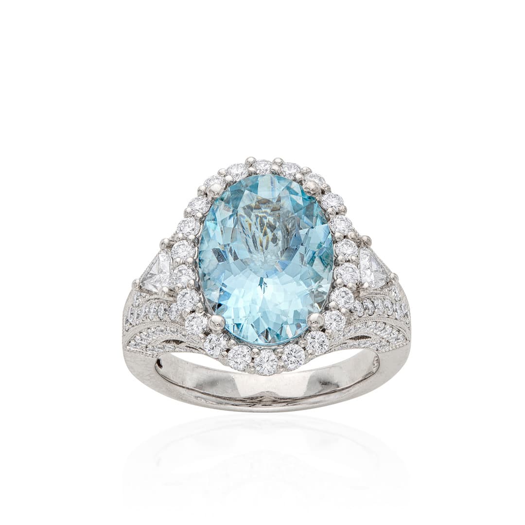 4.82 CT Oval Shape Aquamarine Ring with Diamonds