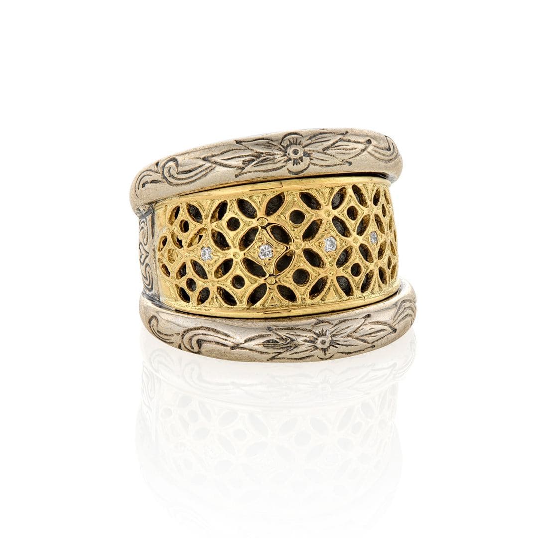 Konstantino Dia Classi Cigar Band with Diamonds