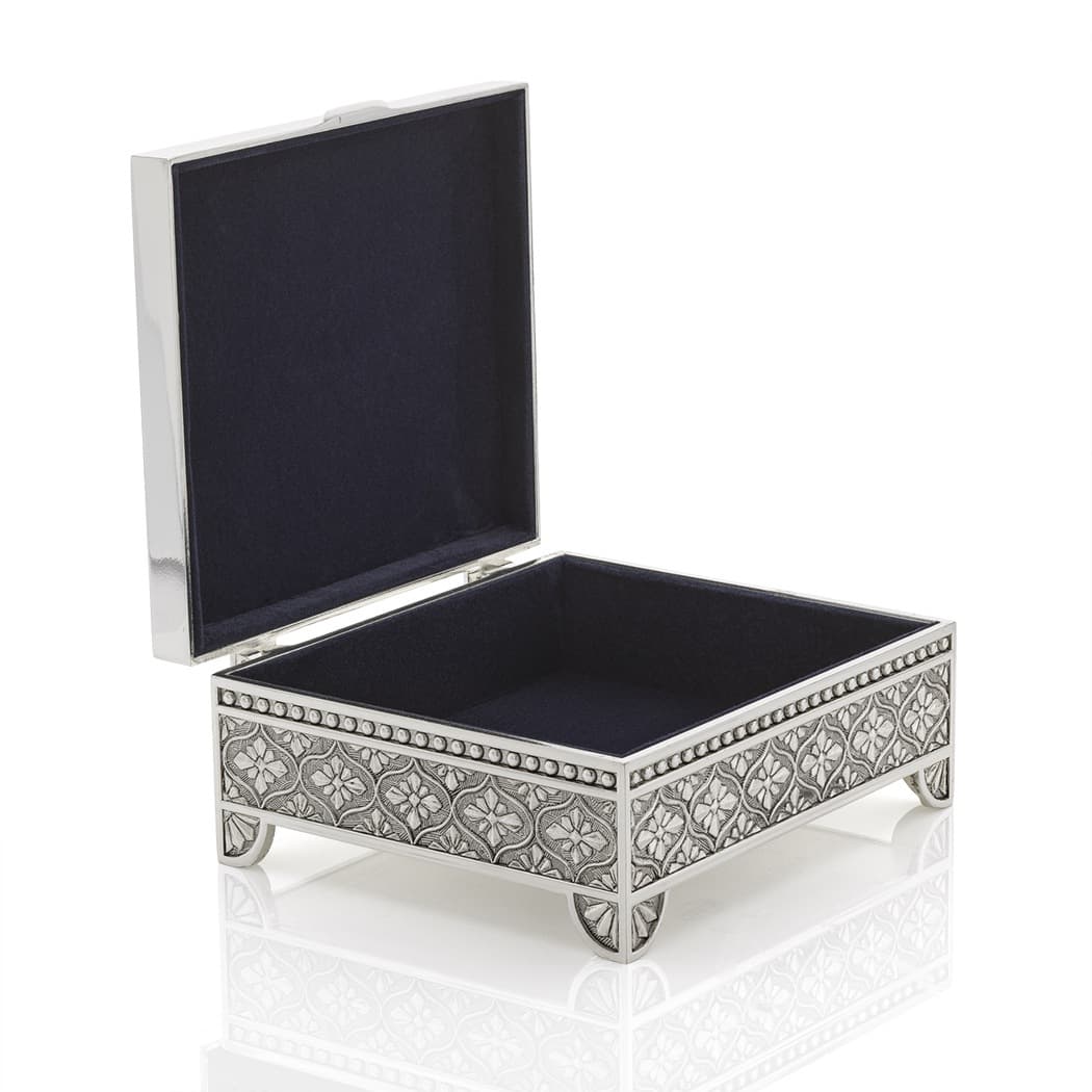 Engravable Silver Plated Jewelry Box