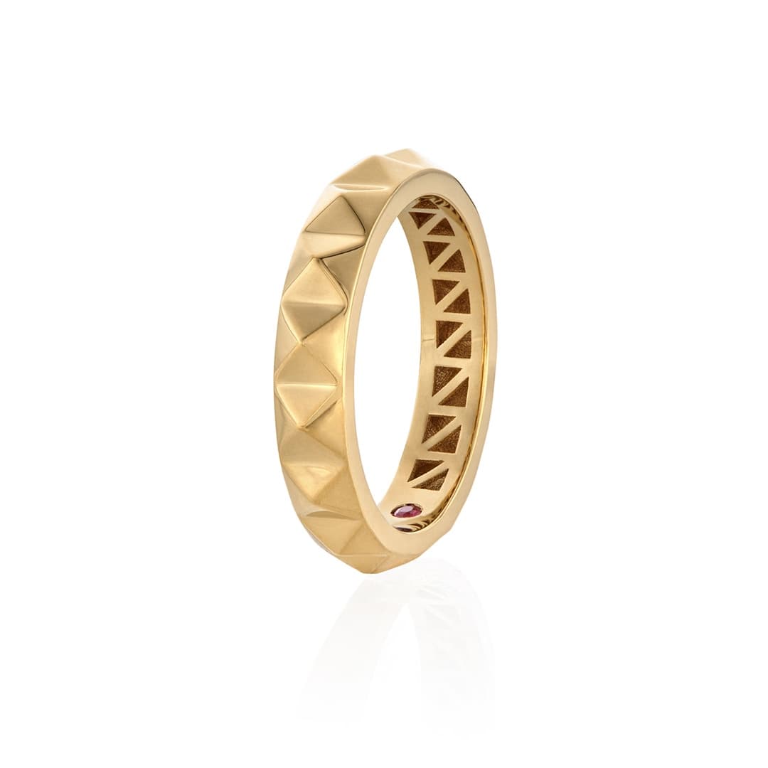 Roberto Coin Obelisco Pyramid Single Row Yellow Gold Band 1