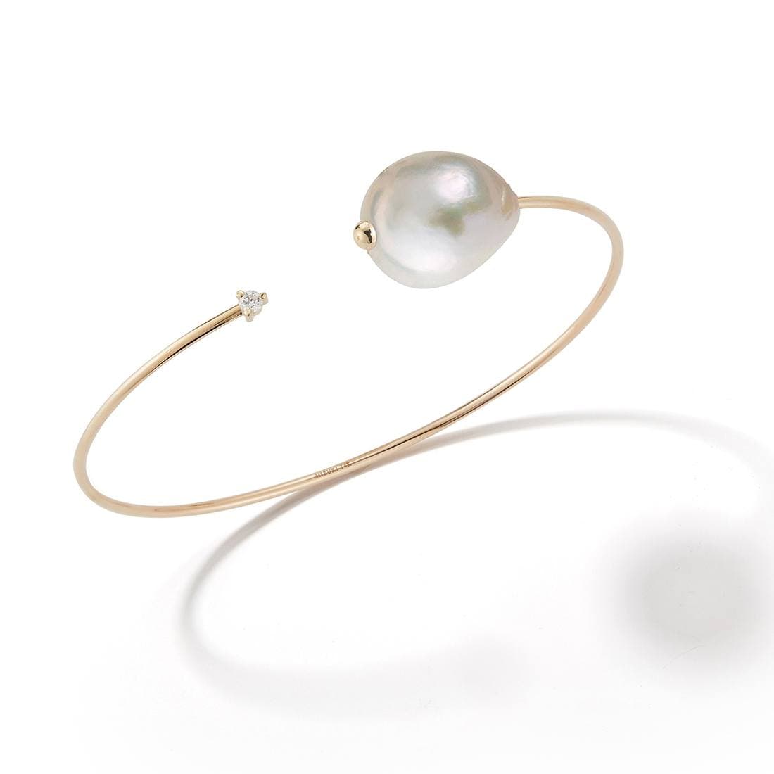 Mizuki Sea of Beauty Essentials Large Pearl and Diamond Cuff 0