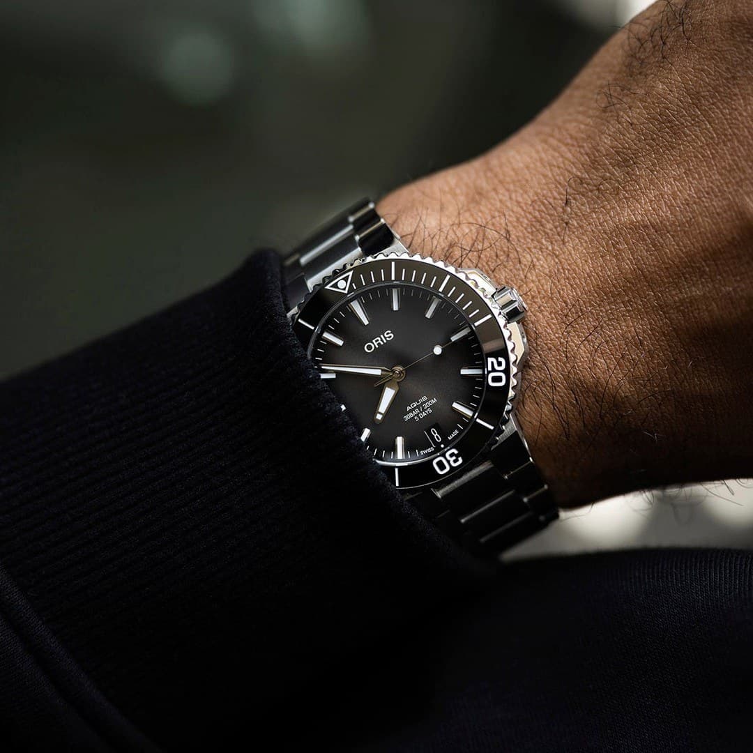 Oris Aquis Date Calibre 400 1