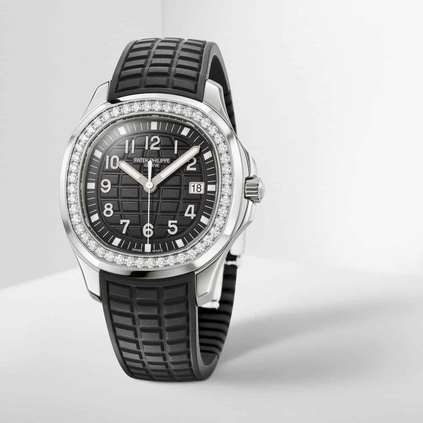 Patek Philippe Aquanaut in Black with Diamonds (5267/200A) 1