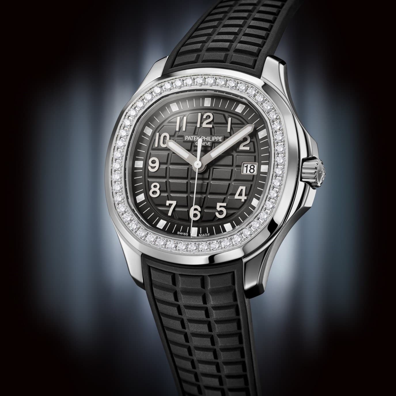 Patek Philippe Aquanaut in Black with Diamonds (5267/200A) 8