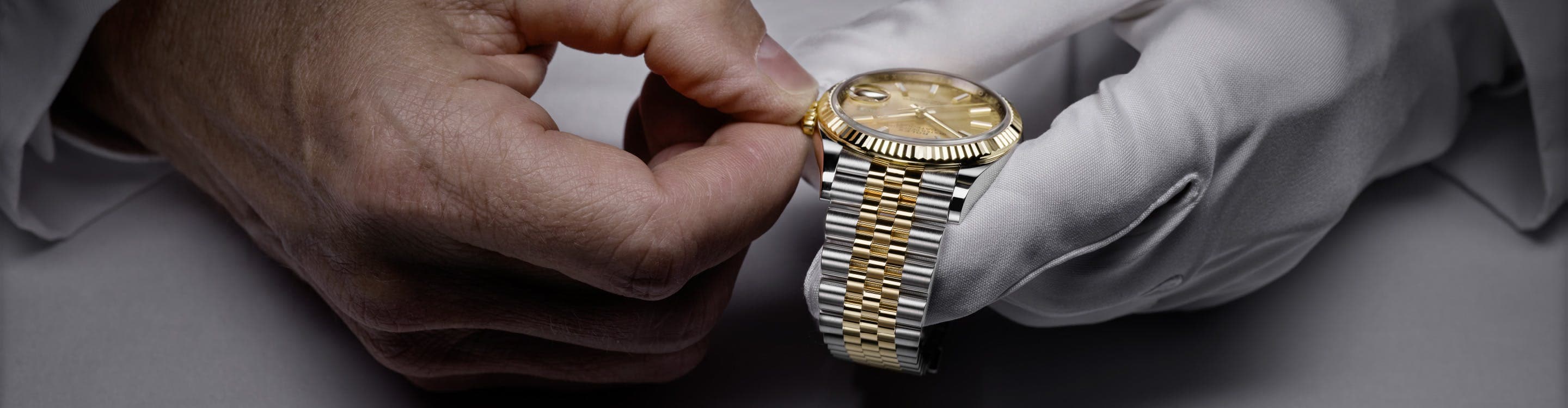 servicing your rolex - Lee Michaels Fine Jewelry